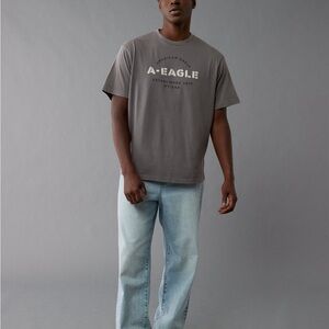 NWT Men’s AE Graphic Tee